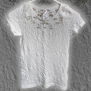 IDA Fashion White Stretchy Tee Shirt, One Size, Crinkled Knit Fabric, NWOT